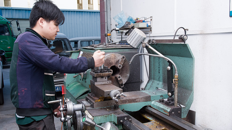 自有6支施工團(tuán)隊(duì)